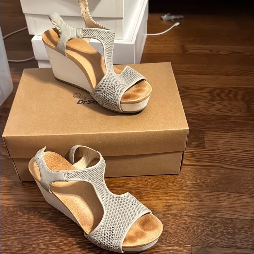Dr. Scholl's Wiley light gray Wedge Shoes Comfort